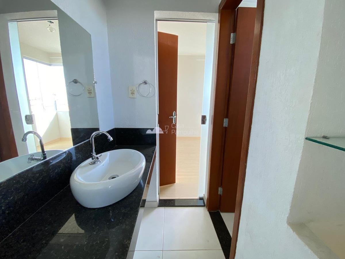 Casa, Trevo, 5 Quartos, 4 Vagas, 3 Suítes
