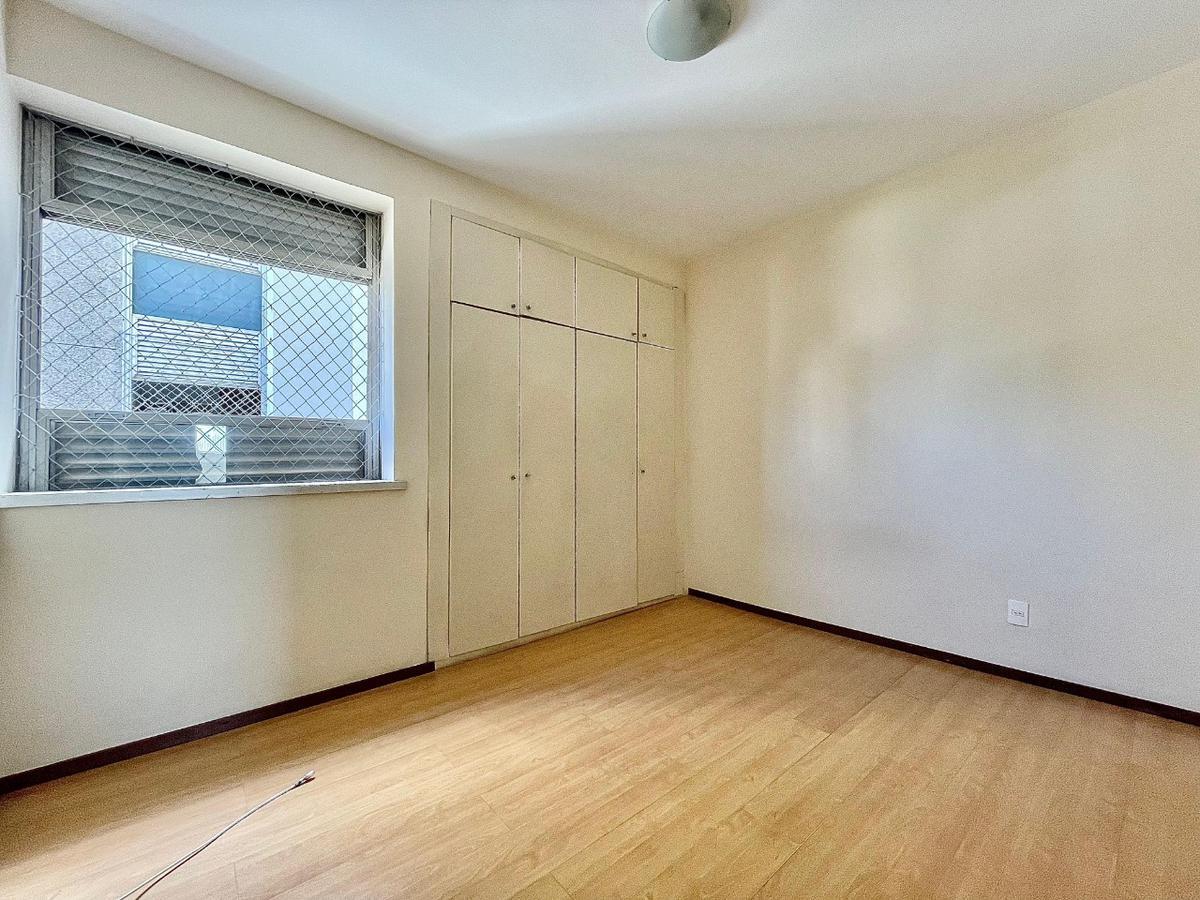 Apartamento, São José, 4 Quartos, 2 Vagas, 1 Suíte