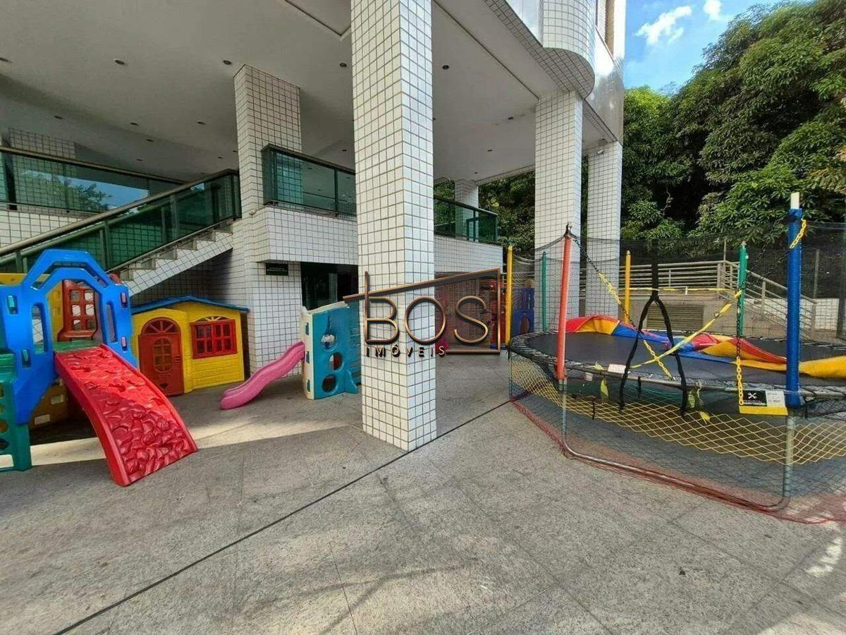 Cobertura, Luxemburgo, 4 Quartos, 3 Vagas, 1 Suíte