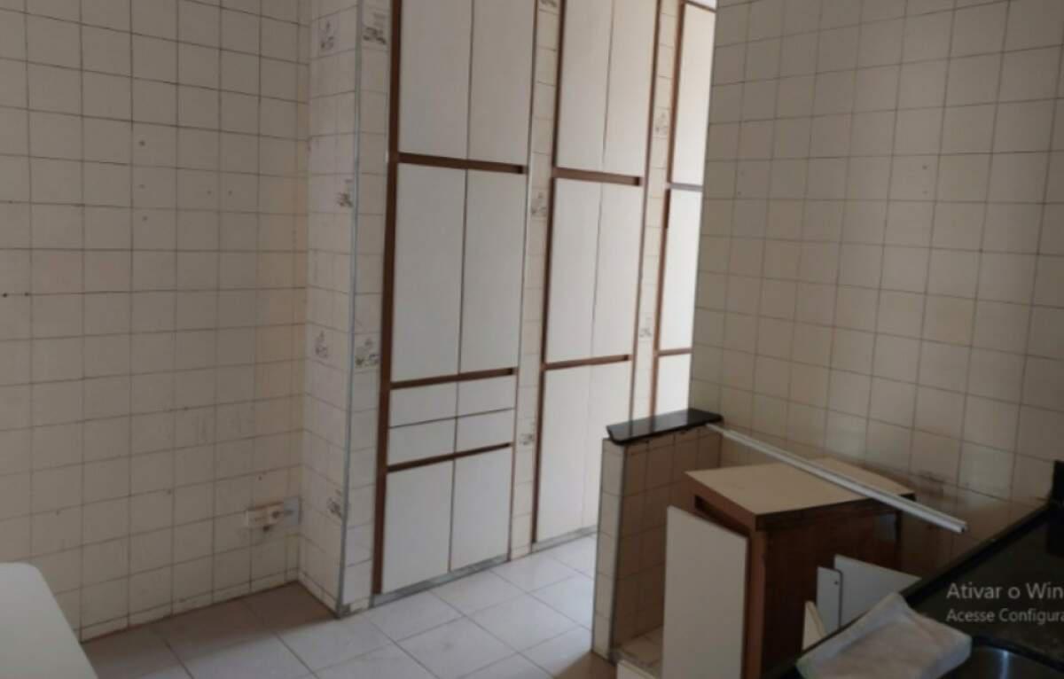 Apartamento, João Pinheiro, 3 Quartos, 1 Vaga, 1 Suíte
