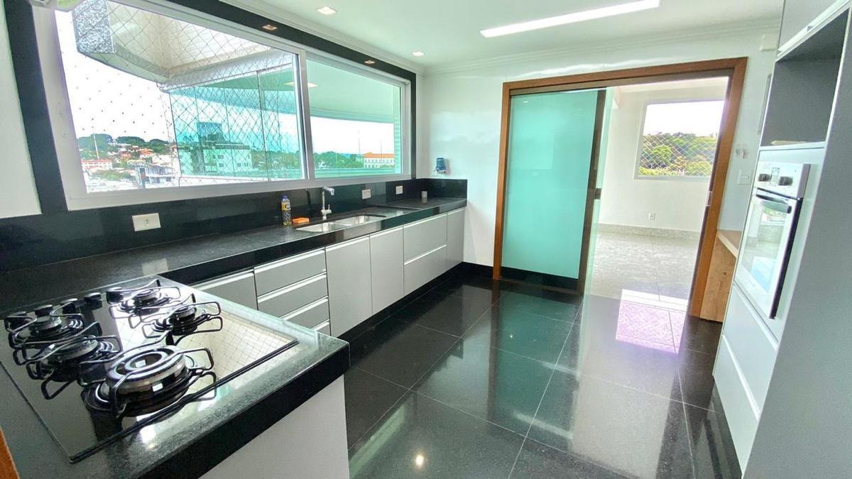 Apartamento, São José, 4 Quartos, 4 Vagas, 4 Suítes