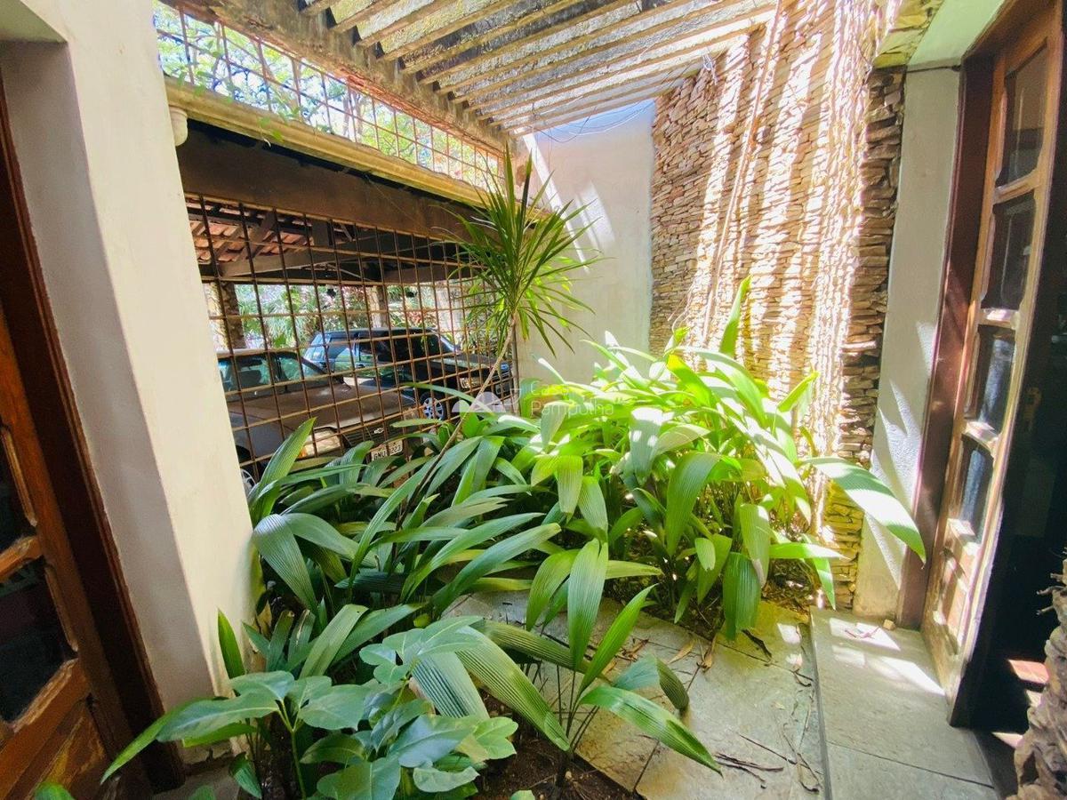 Casa, Jardim Atlântico, 8 Quartos, 6 Vagas, 2 Suítes