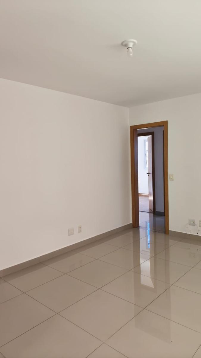 Apartamento, Sagrada Família, 3 Quartos, 2 Vagas, 1 Suíte