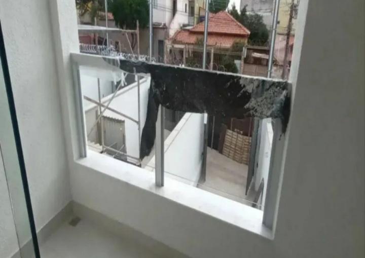 Casa, Floramar, 2 Quartos, 1 Vaga, 1 Suíte