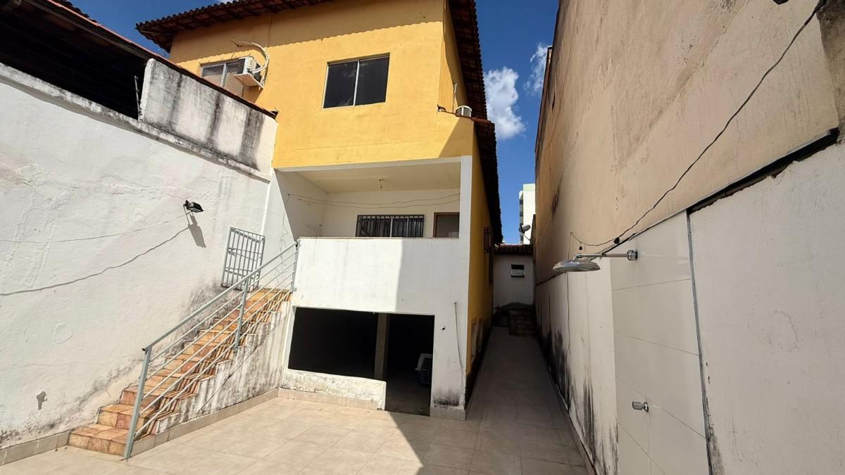 Casa, Arvoredo, 4 Quartos, 2 Vagas, 1 Suíte