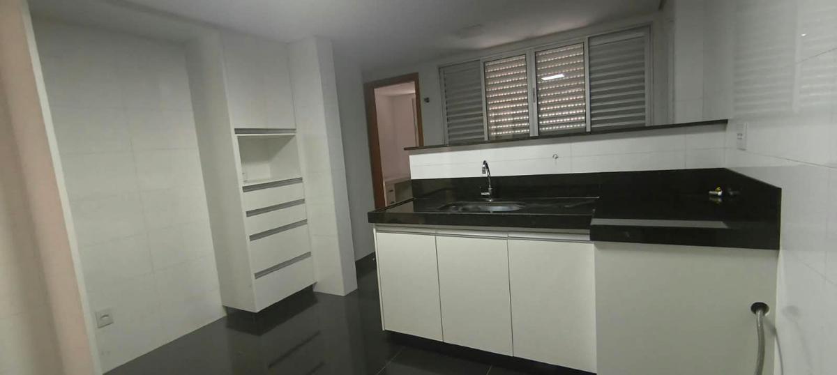 Apartamento, Buritis, 3 Quartos, 4 Vagas, 3 Suítes