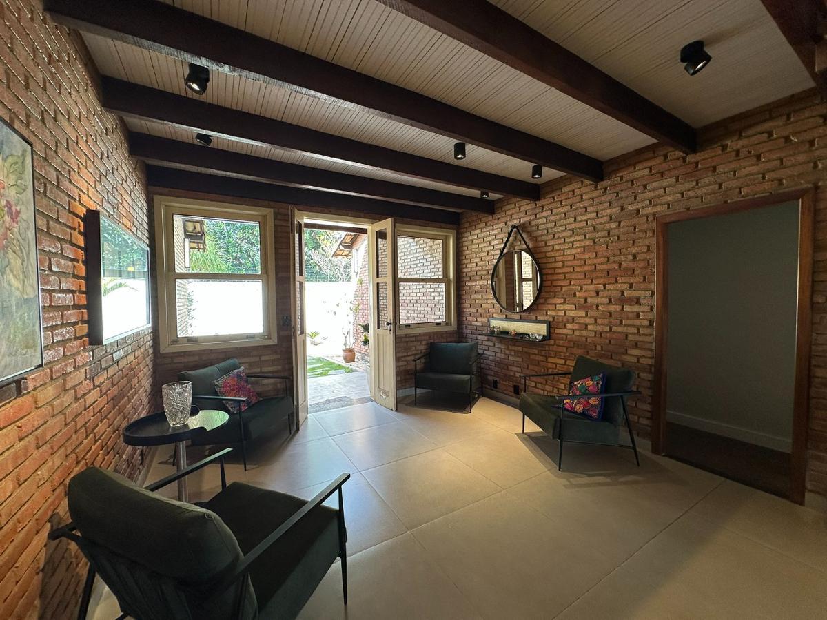 Casa, São Luiz (pampulha), 4 Quartos, 6 Vagas, 3 Suítes