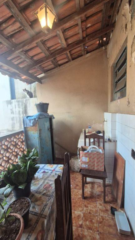 Casa, Centro, 1 Quarto, 0 Vaga