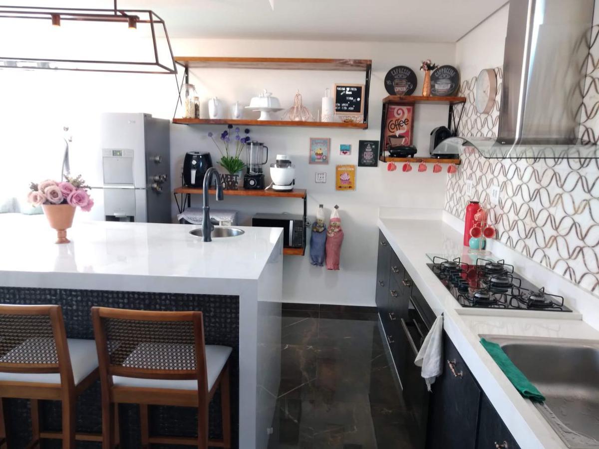 Casa, Funcionários, 2 Quartos, 1 Vaga