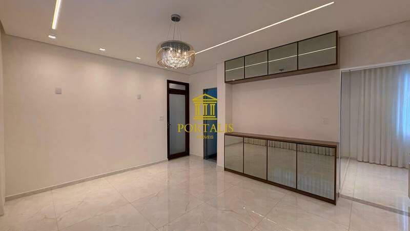 Apartamento, Sion, 4 Quartos, 2 Vagas, 1 Suíte