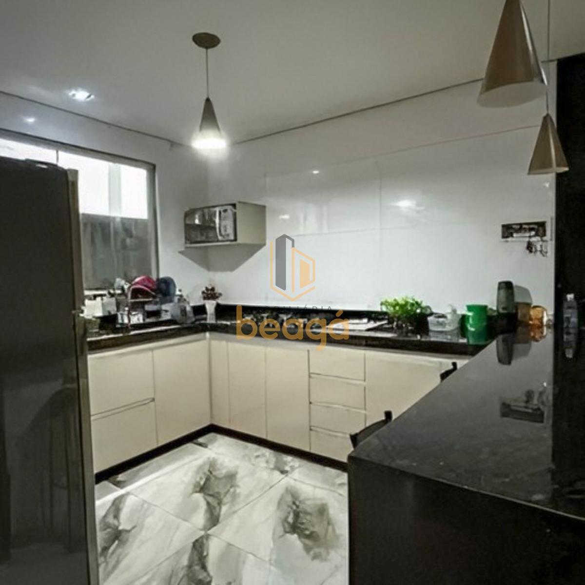 Casa, Serrano, 3 Quartos, 7 Vagas, 1 Suíte