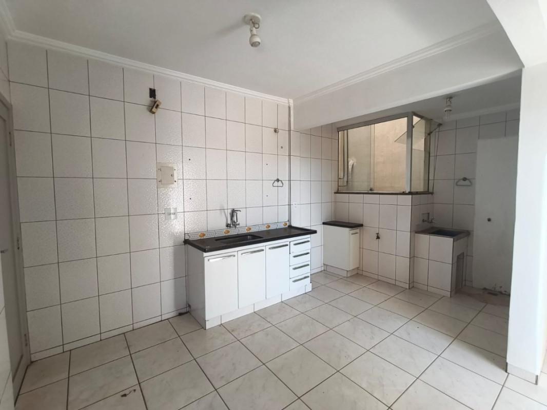 Apartamento, Centro, 3 Quartos, 0 Vaga, 1 Suíte