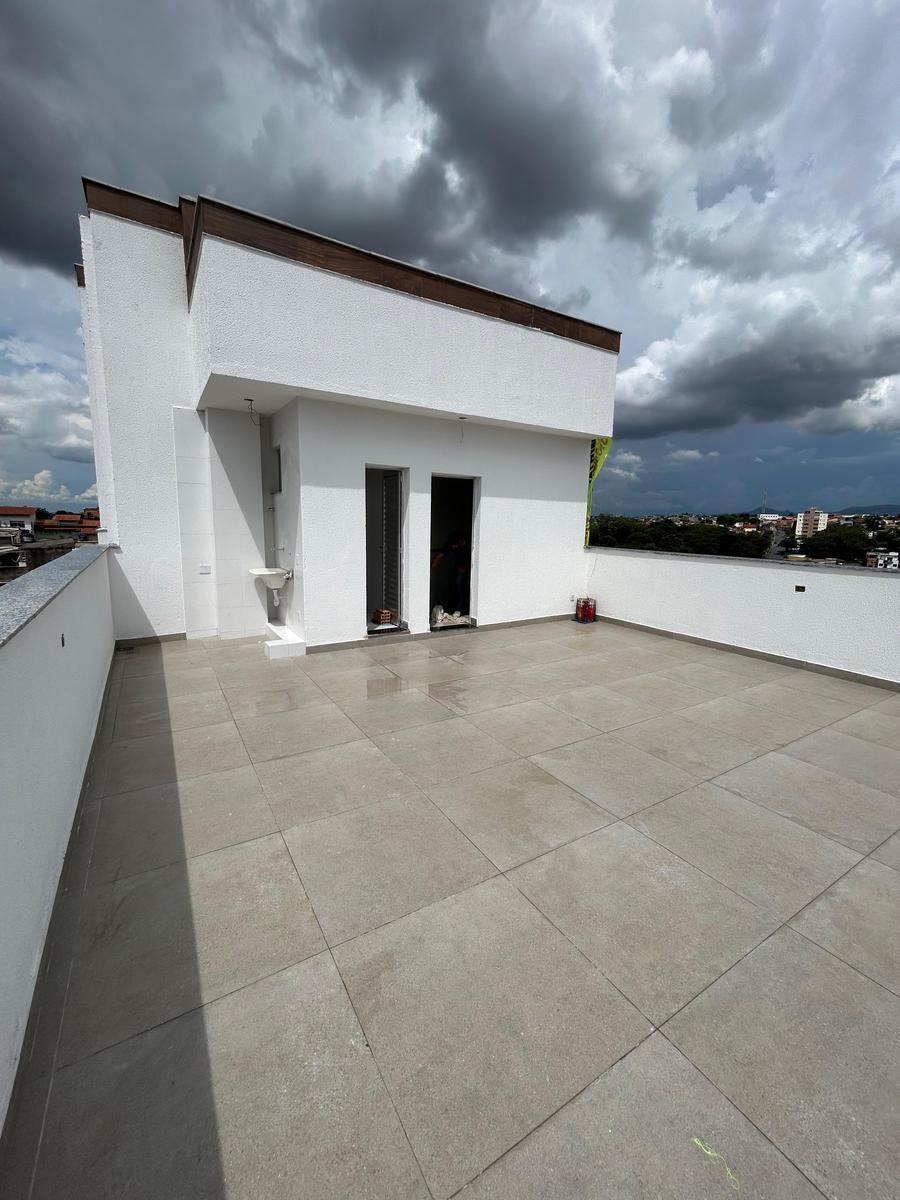 Cobertura, Coqueiros, 2 Quartos, 1 Vaga, 1 Suíte