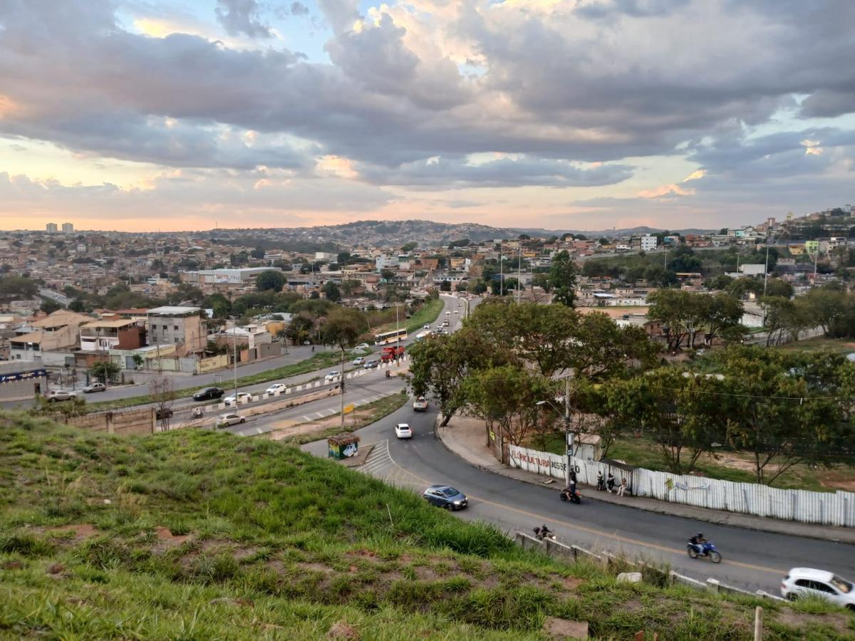 Apartamento, Vitória, 2 Quartos, 1 Vaga