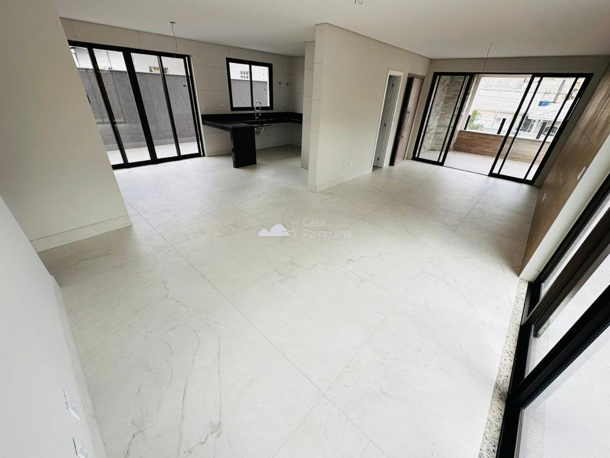 Apartamento, Jaraguá, 4 Quartos, 3 Vagas, 4 Suítes