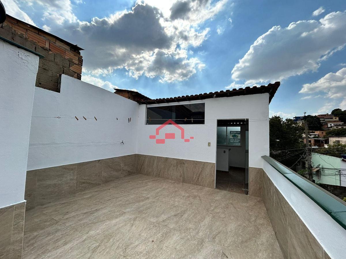 Casa, Nova Esperança, 2 Quartos, 0 Vaga