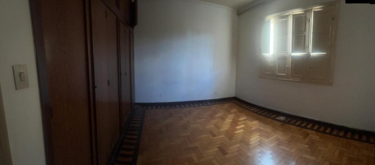 Casa, Centro, 3 Quartos, 0 Vaga, 3 Suítes