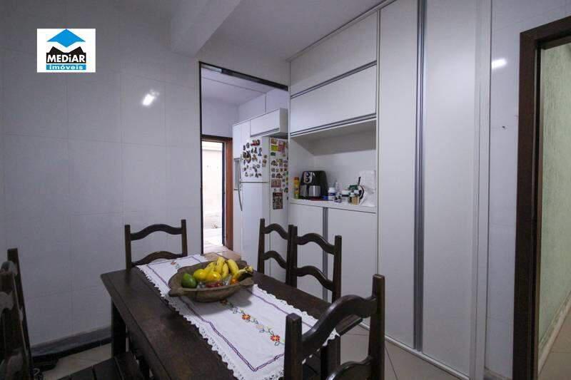 Apartamento, Luxemburgo, 4 Quartos, 2 Vagas, 2 Suítes