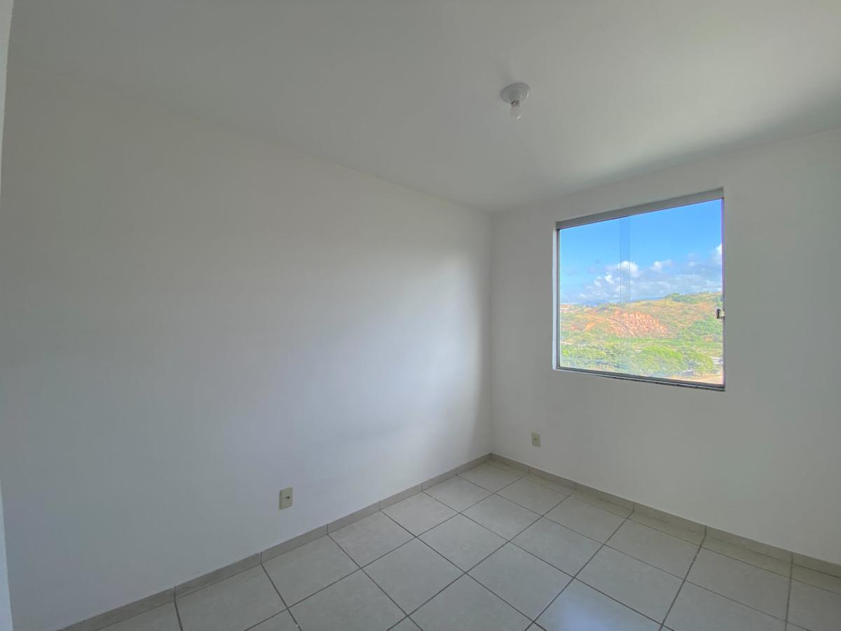 Apartamento, Caladinho, 2 Quartos, 1 Vaga