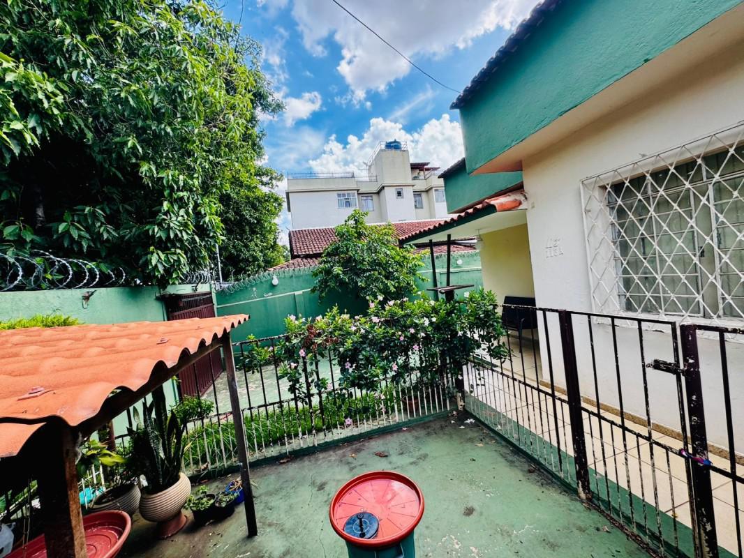 Casa, Padre Eustáquio, 4 Quartos, 3 Vagas, 2 Suítes