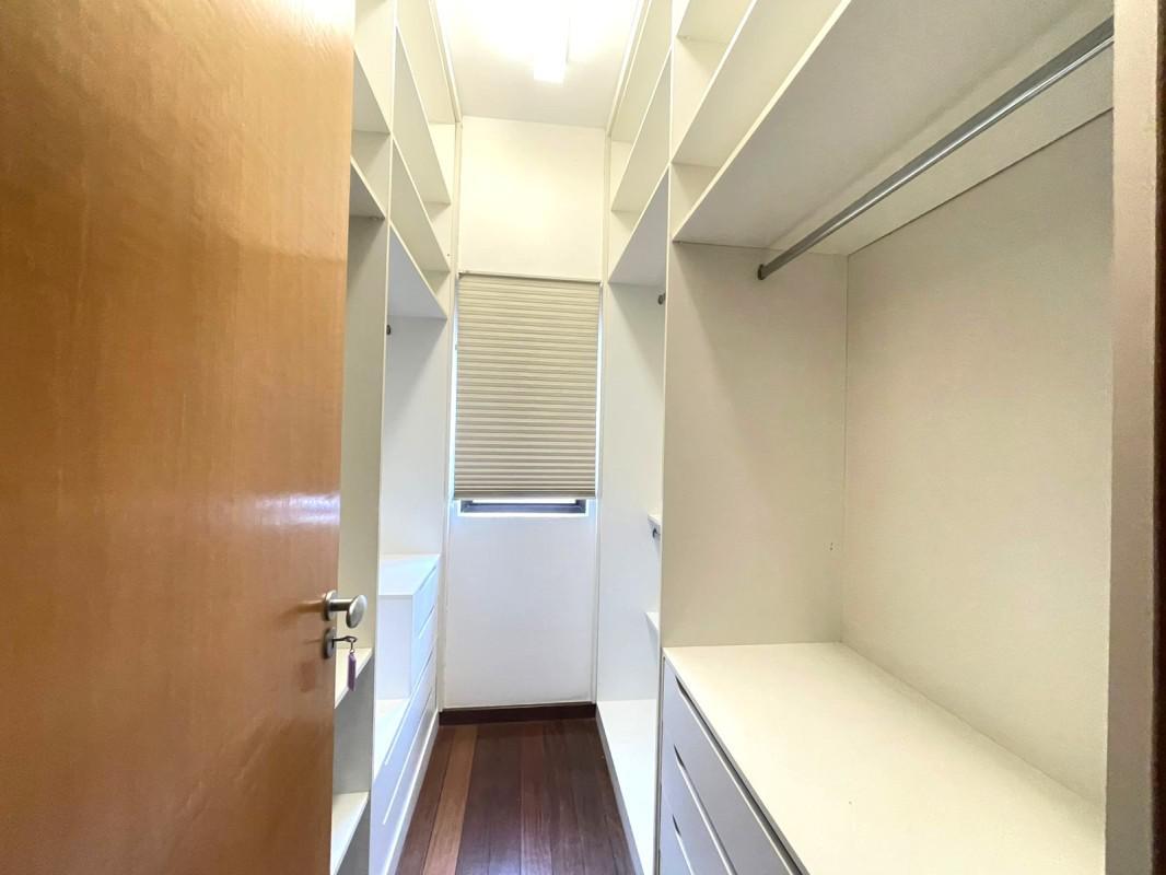 Apartamento, Funcionários, 4 Quartos, 3 Vagas, 2 Suítes