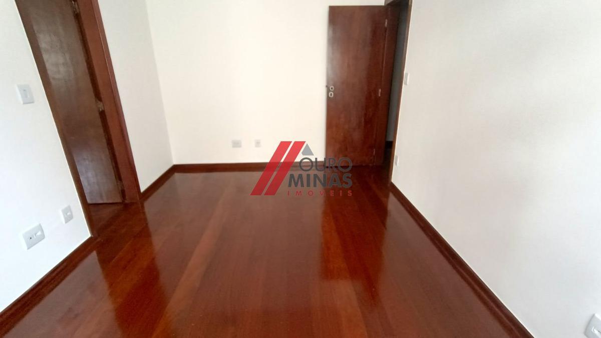 Apartamento, Funcionários, 4 Quartos, 3 Vagas, 1 Suíte