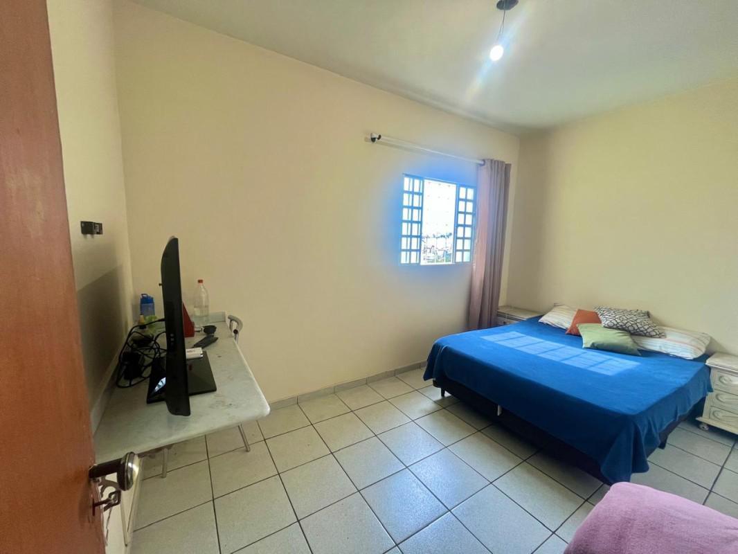 Casa, Santa Terezinha, 3 Quartos, 3 Vagas