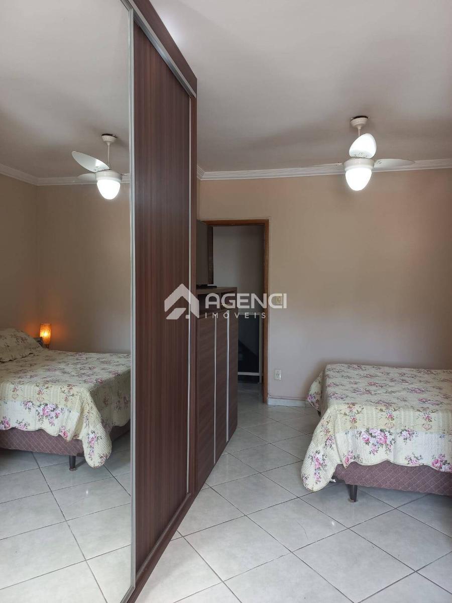 Casa, Santa Cruz Industrial, 3 Quartos, 0 Vaga, 1 Suíte