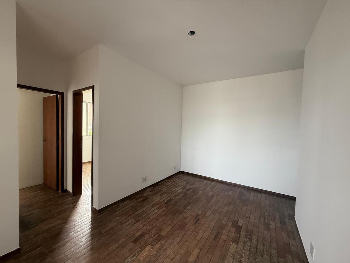 Apartamento, Santa Cruz, 2 Quartos, 1 Vaga