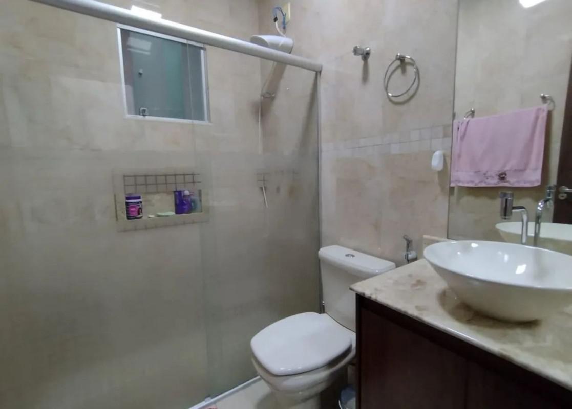 Casa, Barreiro, 4 Quartos, 4 Vagas, 1 Suíte