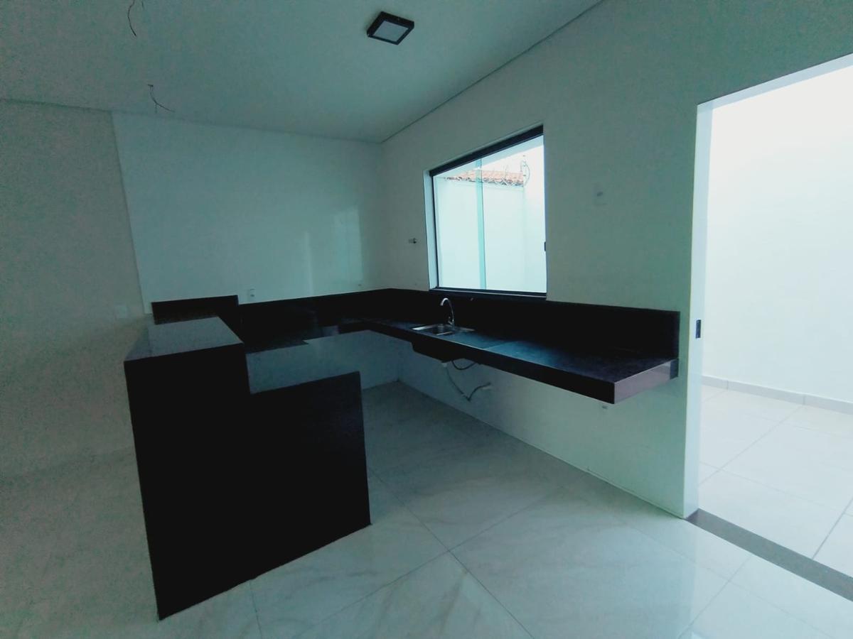 Casa, Jardim Leblon, 3 Quartos, 2 Vagas, 1 Suíte