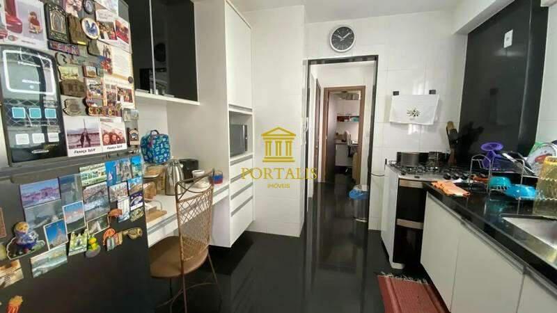 Apartamento, São Pedro, 4 Quartos, 3 Vagas, 2 Suítes