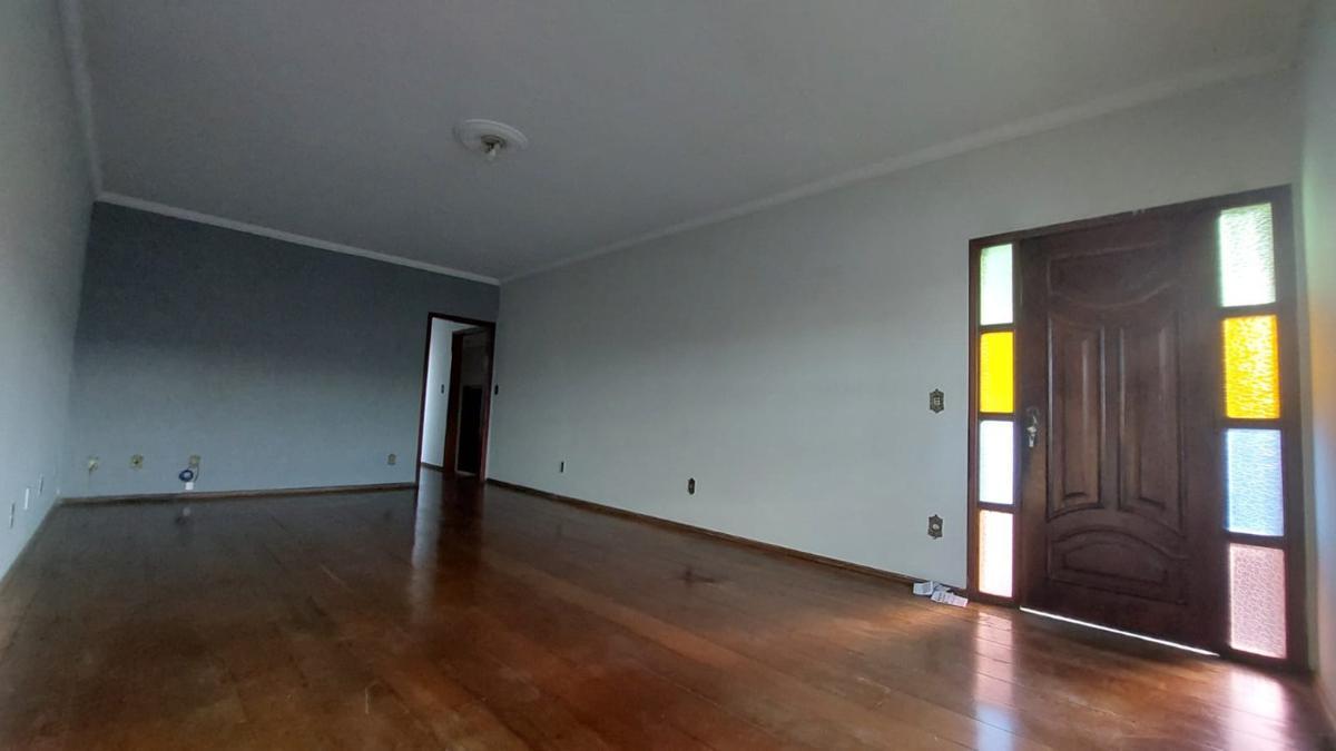 Casa, Vila Floresta, 3 Quartos, 4 Vagas, 1 Suíte