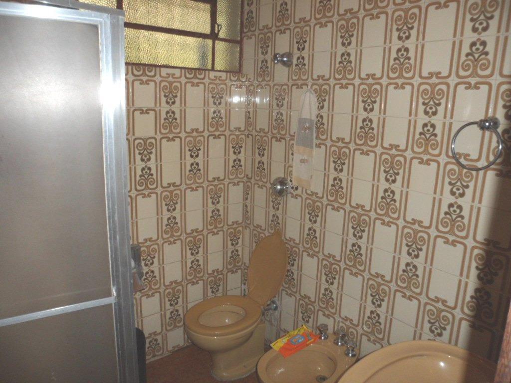 Casa, Centro, 4 Quartos, 10 Vagas, 1 Suíte