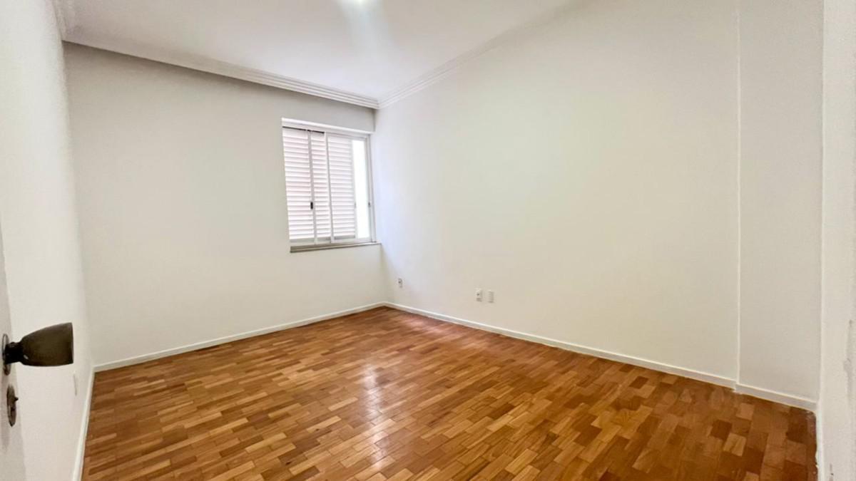 Apartamento, Centro, 4 Quartos, 2 Vagas, 1 Suíte