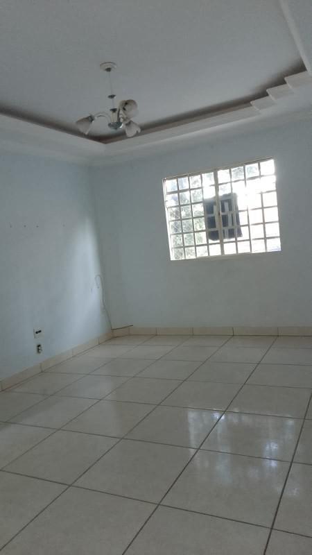 Casa, Boa Vista, 3 Quartos, 2 Vagas, 1 Suíte