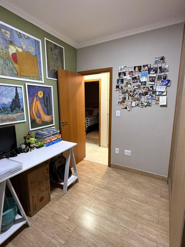 Apartamento, Barreiro, 3 Quartos, 2 Vagas, 1 Suíte