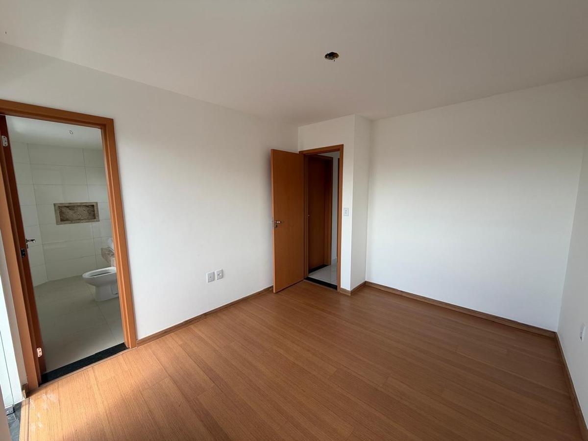 Apartamento, Santa Cruz Industrial, 3 Quartos, 2 Vagas, 1 Suíte
