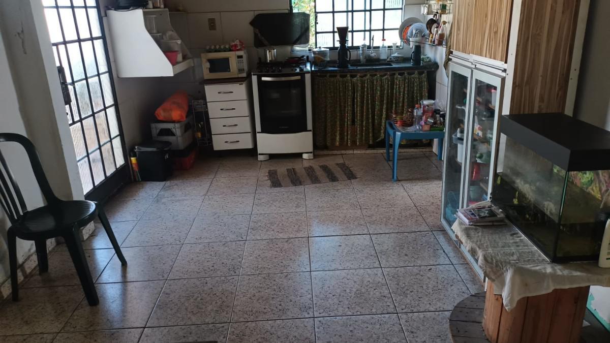 Casa, João Pinheiro, 3 Quartos, 0 Vaga