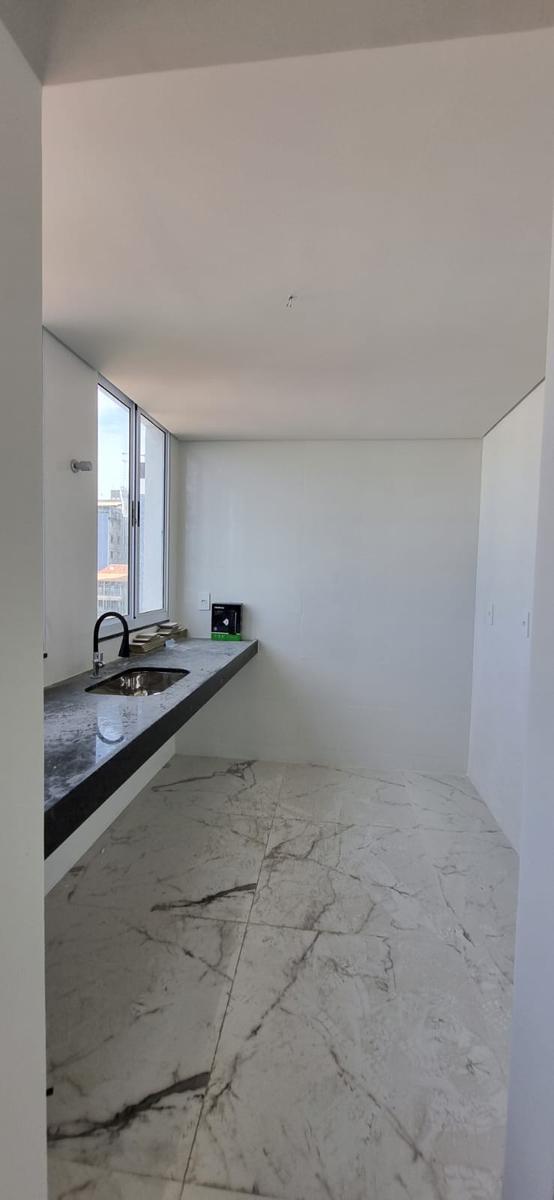 Cobertura, Ana Lúcia, 3 Quartos, 2 Vagas, 1 Suíte