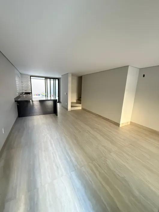 Casa, Jaraguá, 4 Quartos, 4 Vagas, 1 Suíte