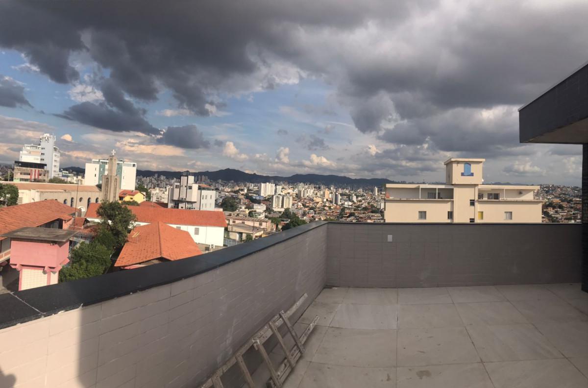 Cobertura, Santa Cruz, 4 Quartos, 2 Vagas, 1 Suíte