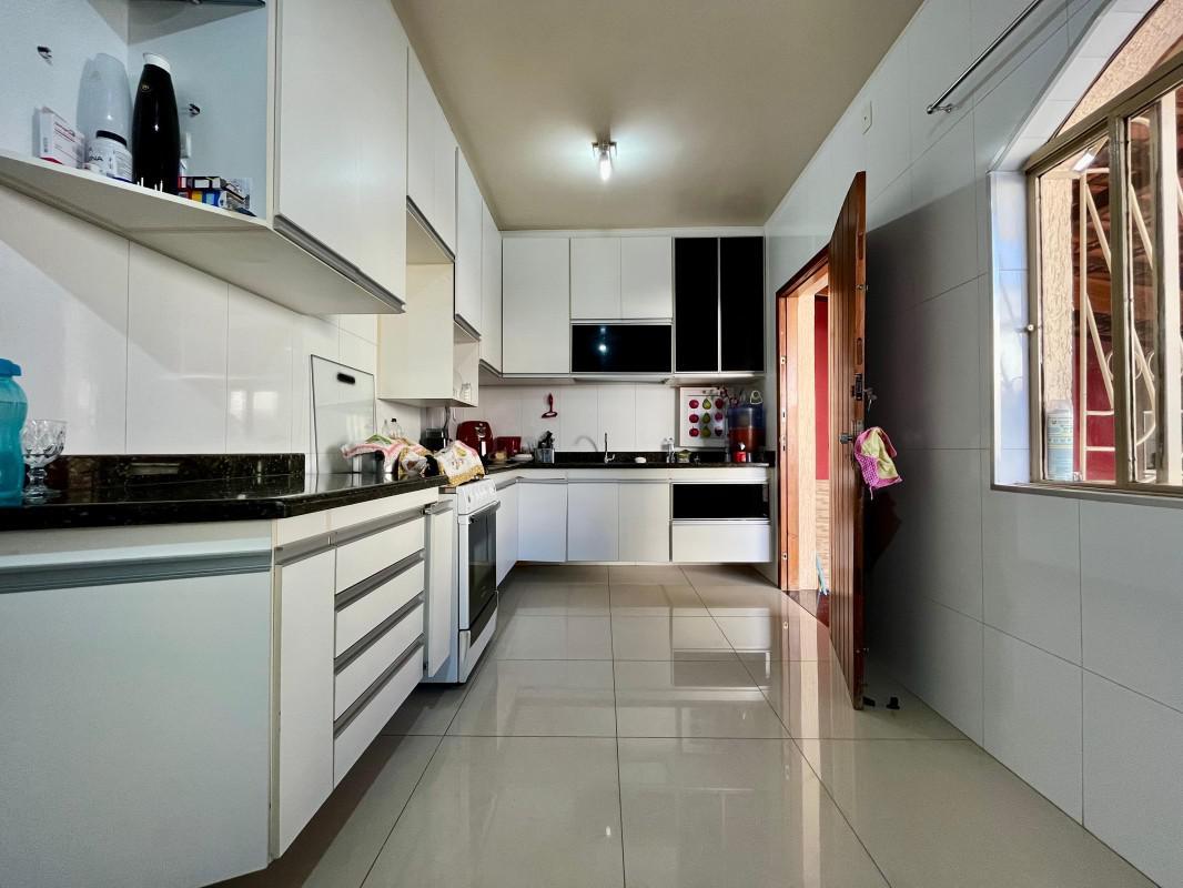 Casa, São Marcos, 3 Quartos, 4 Vagas, 1 Suíte