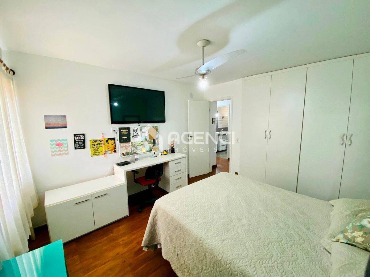 Casa, Bandeirantes (pampulha), 4 Quartos, 0 Vaga, 1 Suíte