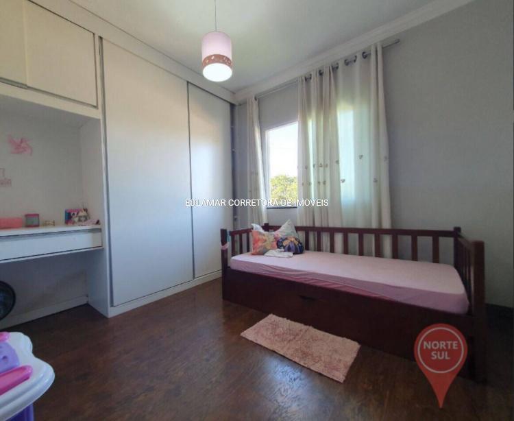 Casa, Tangará, 3 Quartos, 3 Vagas, 1 Suíte