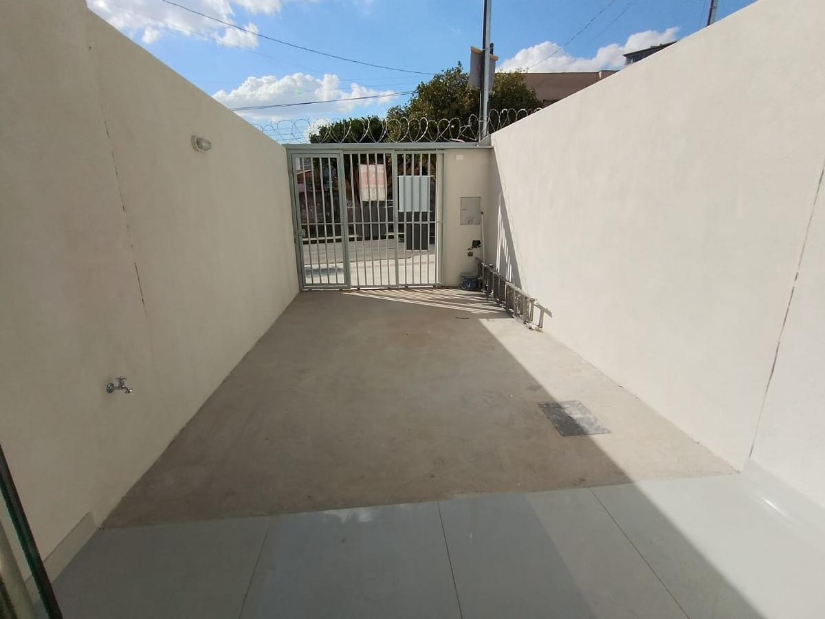 Casa, Piratininga (venda Nova), 2 Quartos, 1 Vaga, 2 Suítes