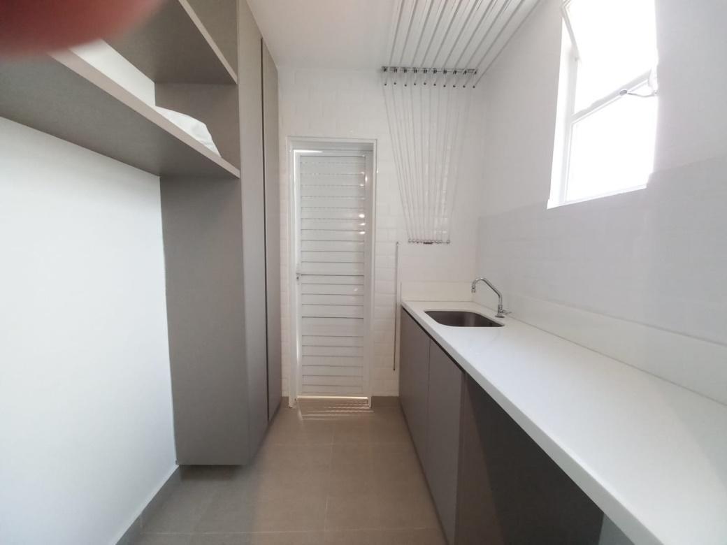 Apartamento, Funcionários, 2 Quartos, 1 Vaga, 1 Suíte