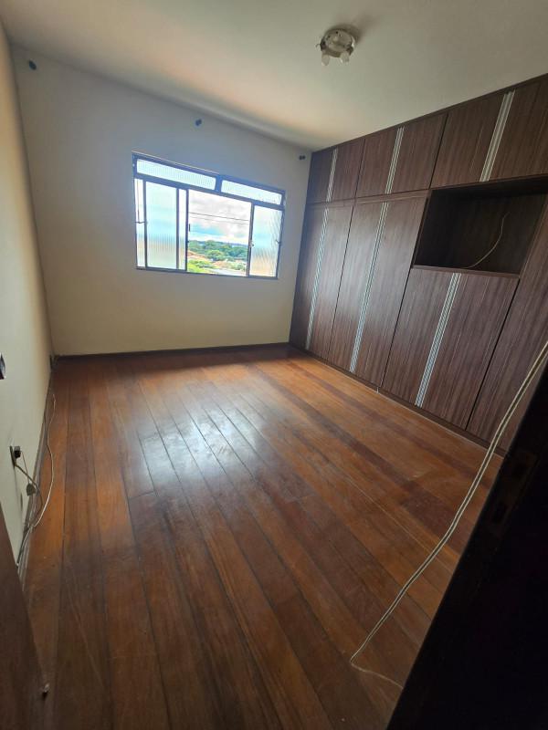 Casa, Coqueiros, 6 Quartos, 2 Vagas
