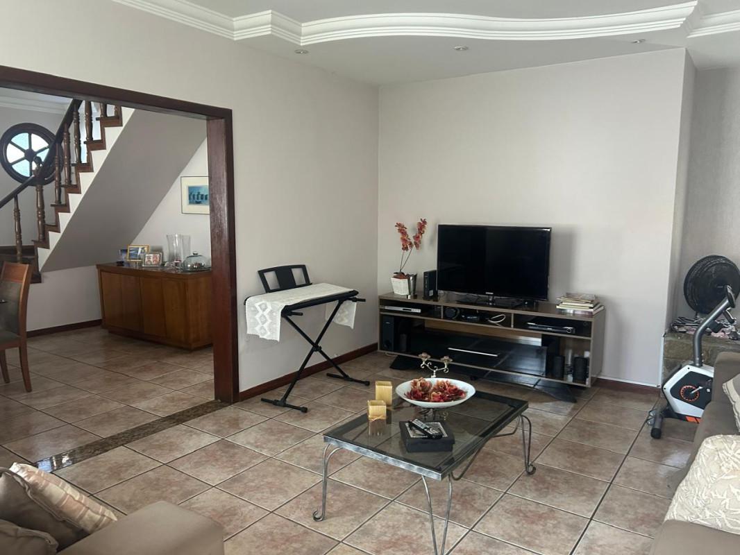 Casa, Diamante, 4 Quartos, 4 Vagas, 1 Suíte
