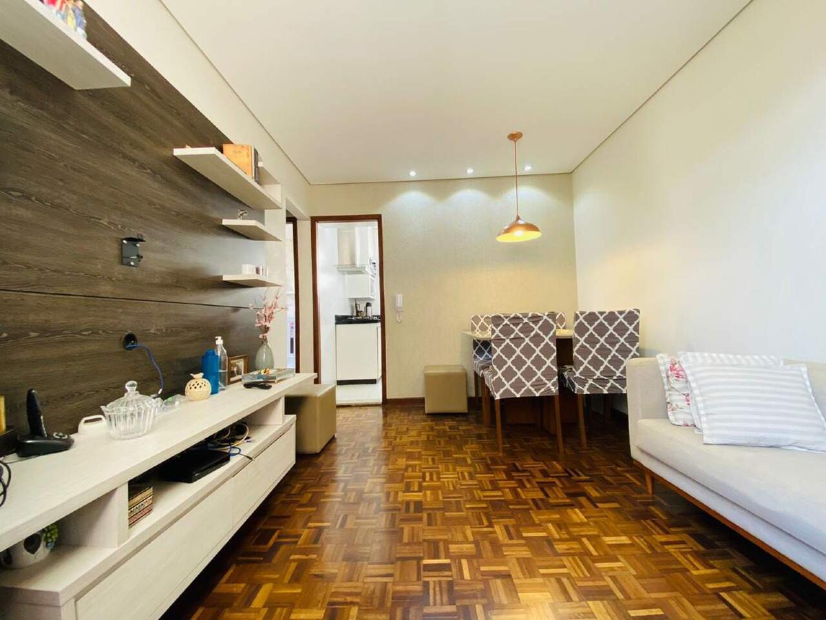Apartamento, Estoril, 2 Quartos, 1 Vaga